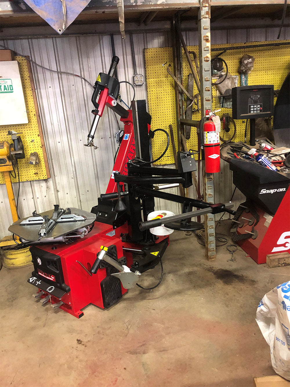 Rotary Tire Changer | Tiltback VSC Tire Changer | R145DR